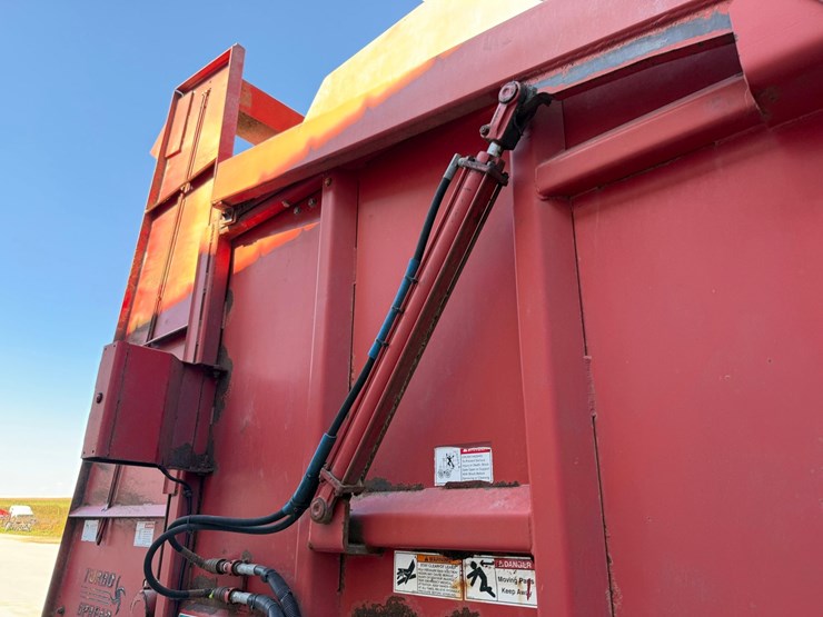 2005-peterbilt-378-image-34