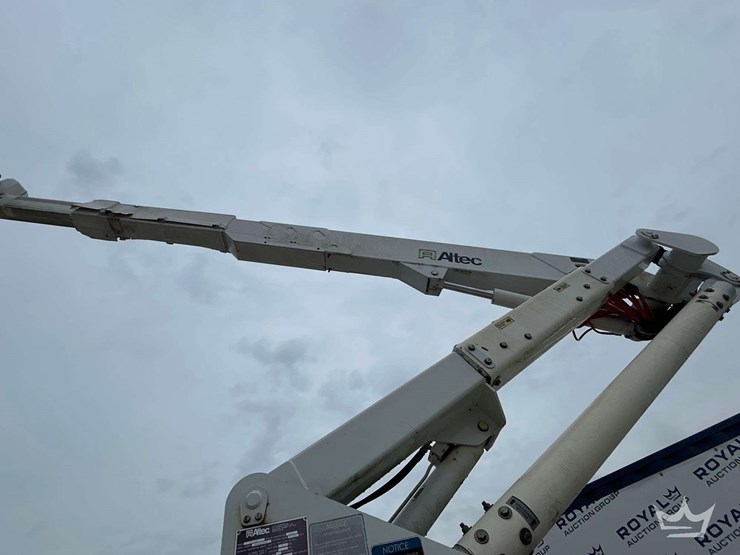 2019-altec-at37gw-image-10
