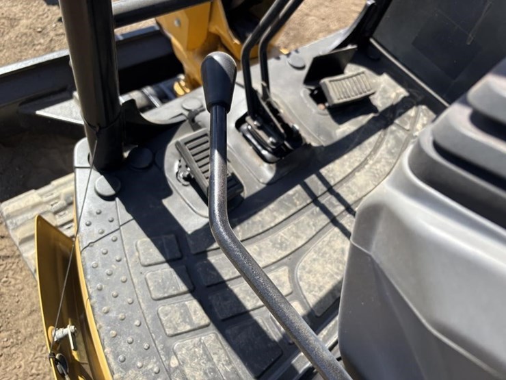 caterpillar-303e-cr-image-24