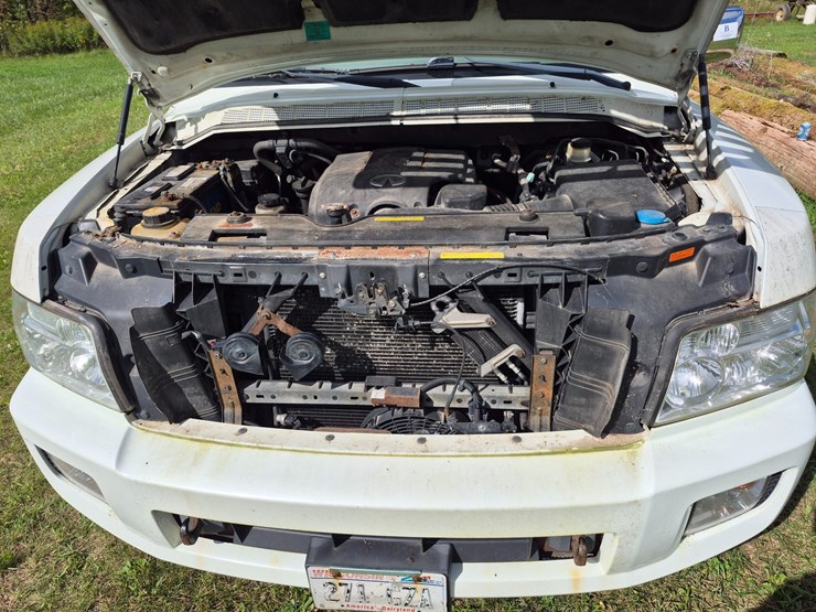 2006-infiniti-qx56-image-11