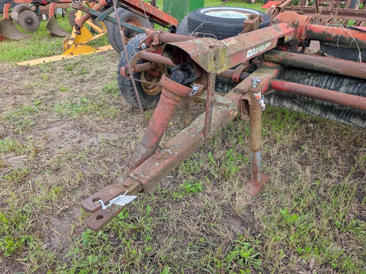 #4072-•-international-2a-hay-crimper-image-10