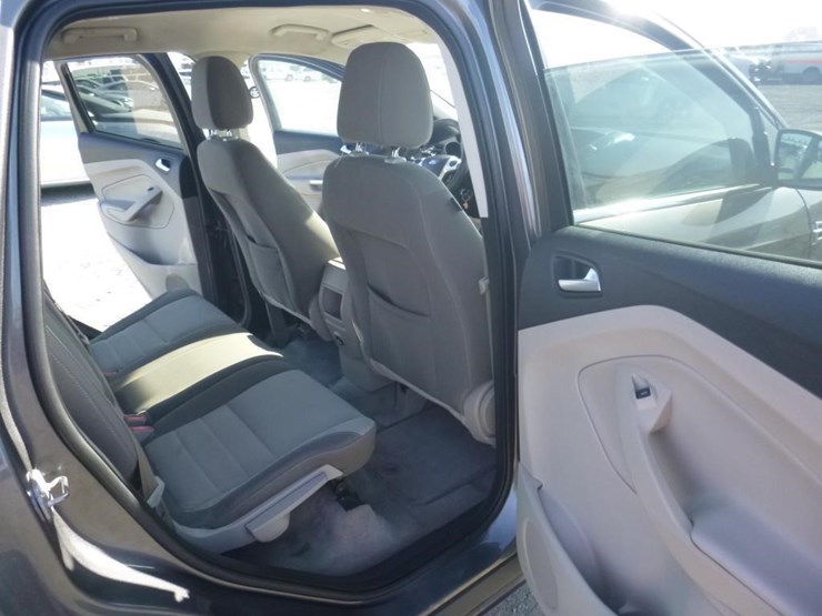 2013-ford-escape-image-8