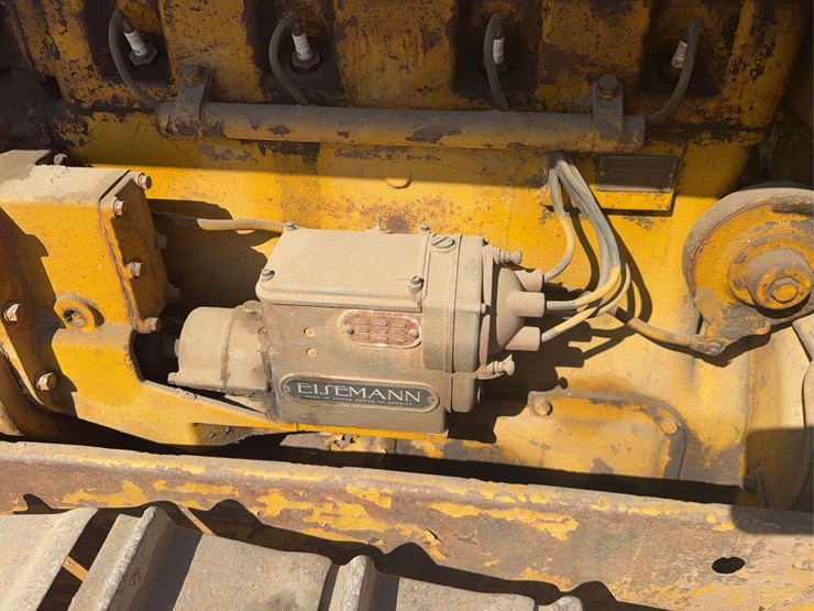 caterpillar-r2-image-23