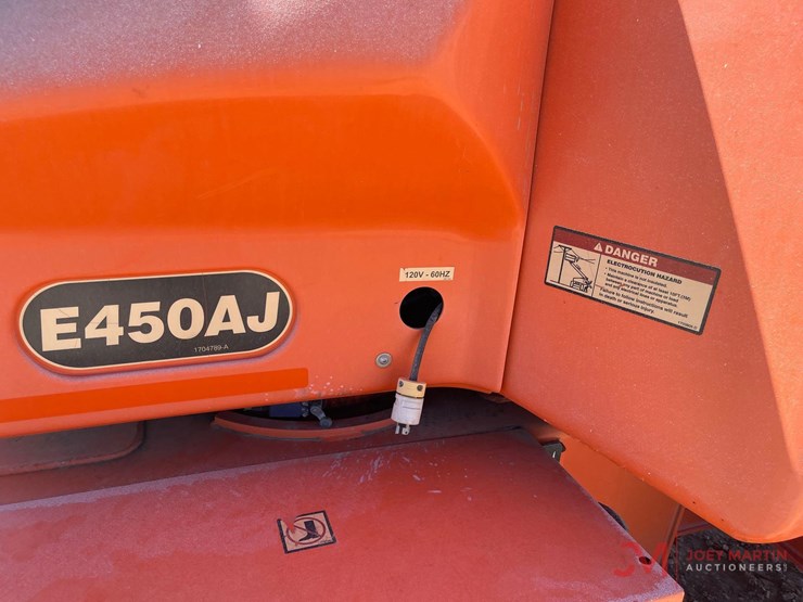 2018-jlg-e450aj-image-14