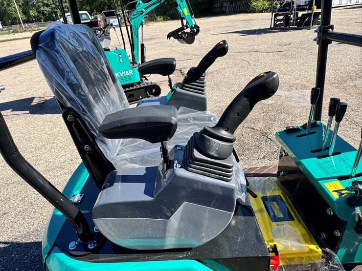 2026-unused-kt13r-mini-excavator-image-11