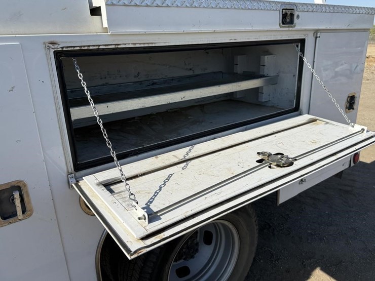 2019-ford-f450-image-39