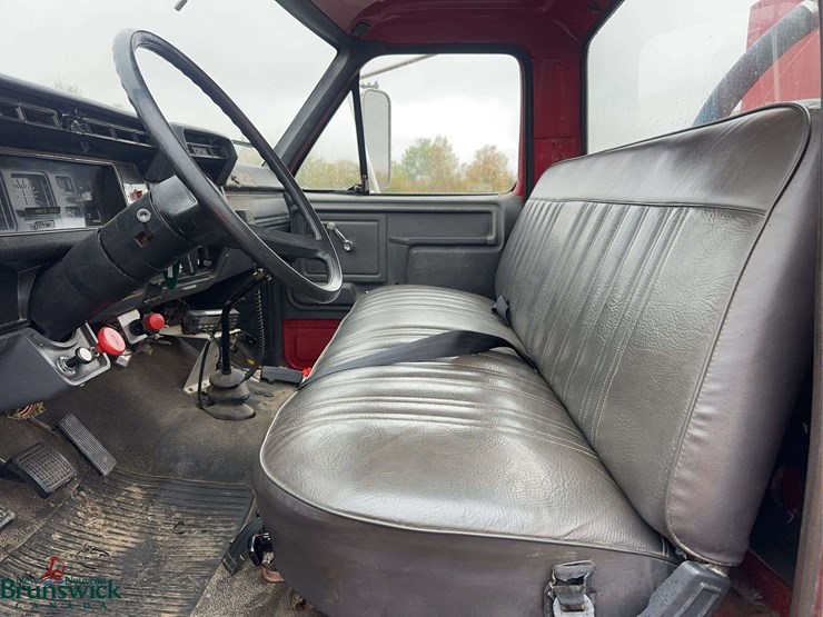 1986-ford-f700-image-17