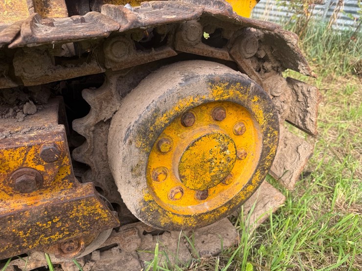 john-deere-350-image-23