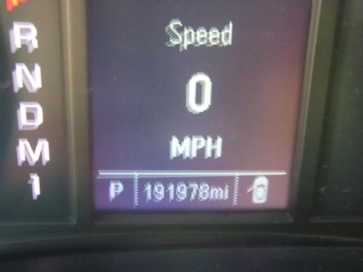 2015-chevrolet-2500-image-18