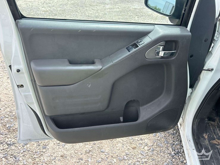 2018-nissan-frontier-image-10