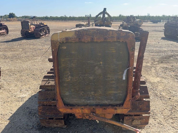 caterpillar-thirty-image-5