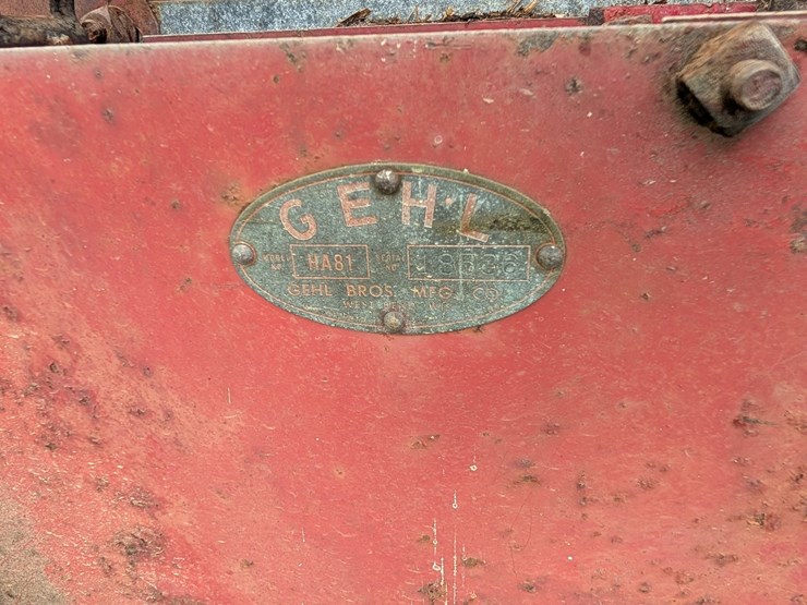#4050-•-gehl-forage-harvester-image-9