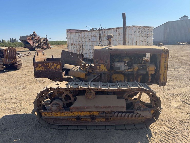 caterpillar-28-image-6