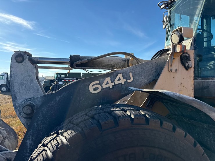 deere-644j-image-32