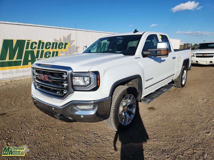2017-gmc-sierra-1500-image-1