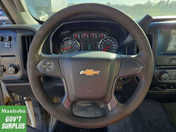 2017-chevrolet-silverado-3500hd-image-15