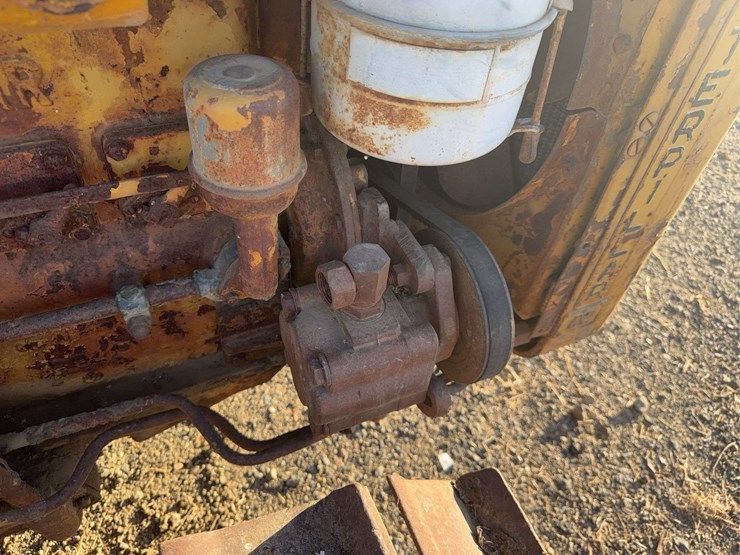 caterpillar-d2-image-24