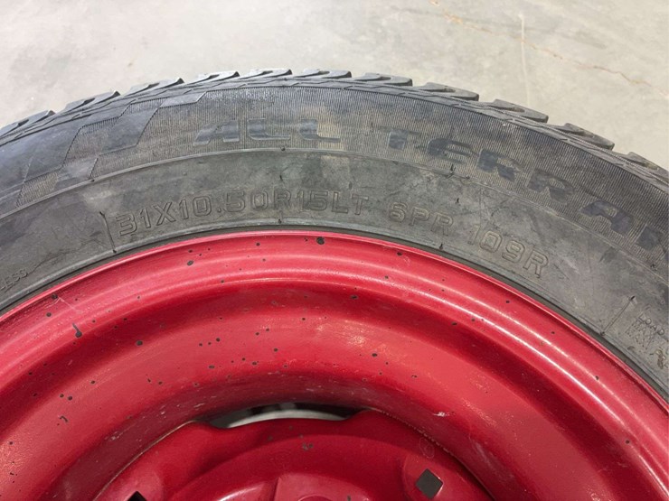 (2)-sentinel-31x10.50r15lt-implement-tires-on-6-hole-rims-image-11