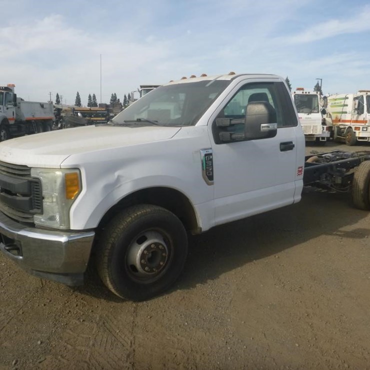 2017 FORD F350