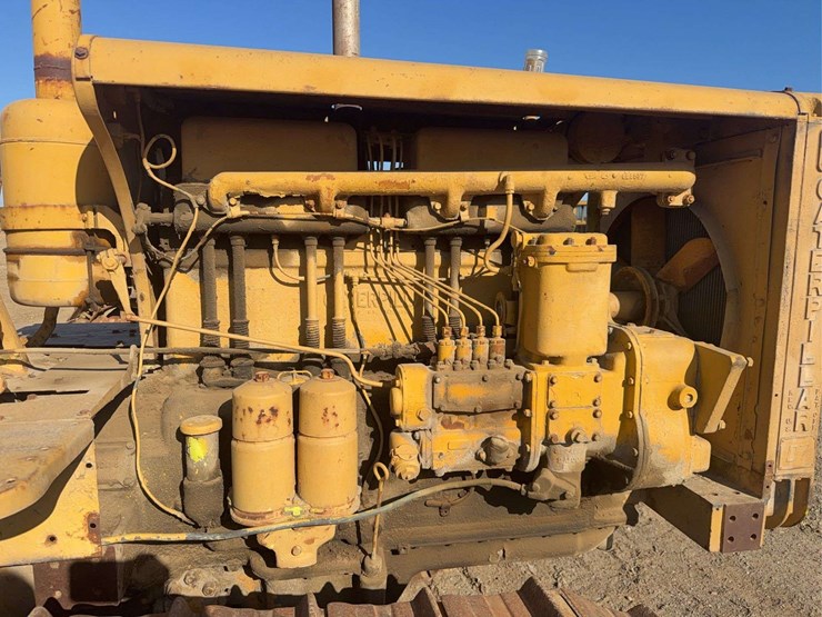 caterpillar-d7-image-28