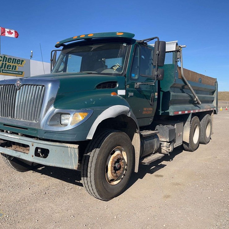 2005 INTERNATIONAL WORKSTAR 7600