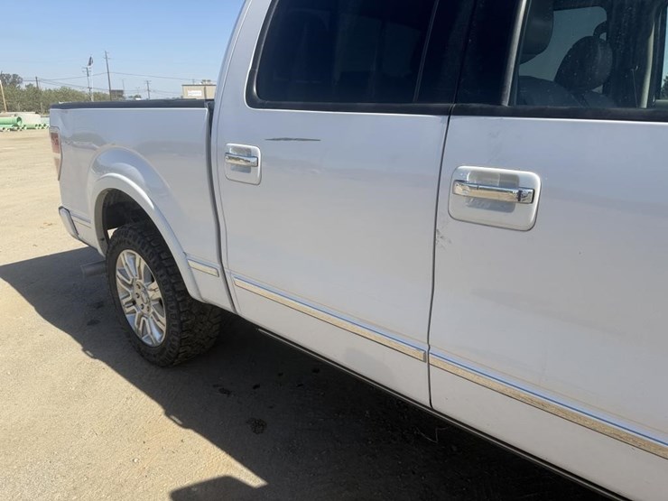 2010-ford-f150-platinum-image-21