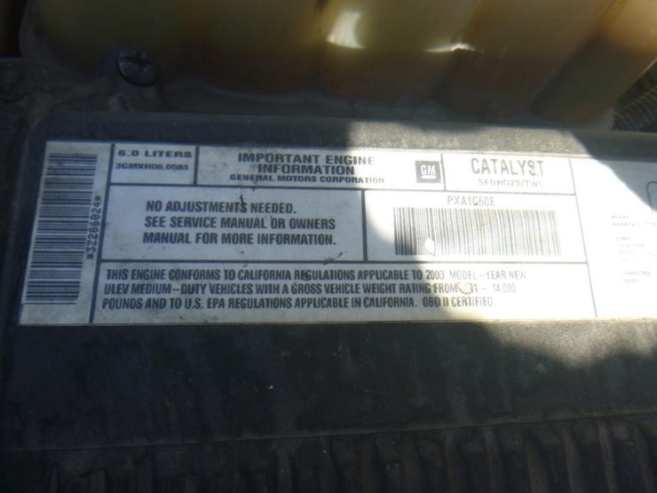2003-chevrolet-2500hd-image-13