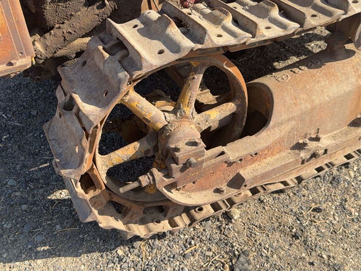 caterpillar-2-ton-image-7