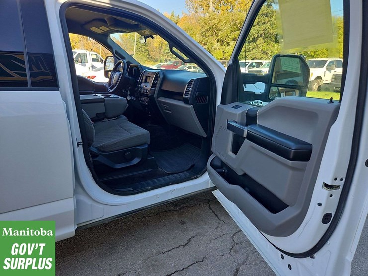 2016-ford-f150-image-26