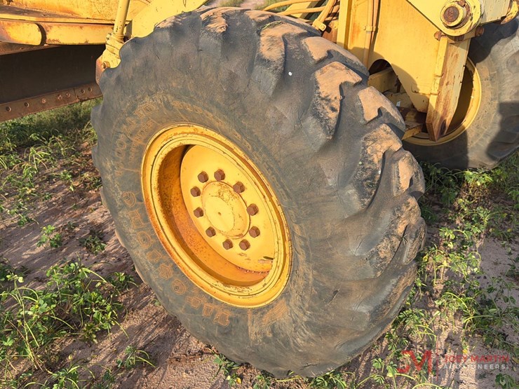 caterpillar-12h-image-9