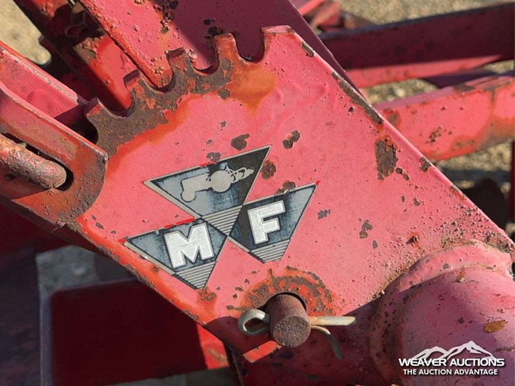 massey-ferguson-8-image-6