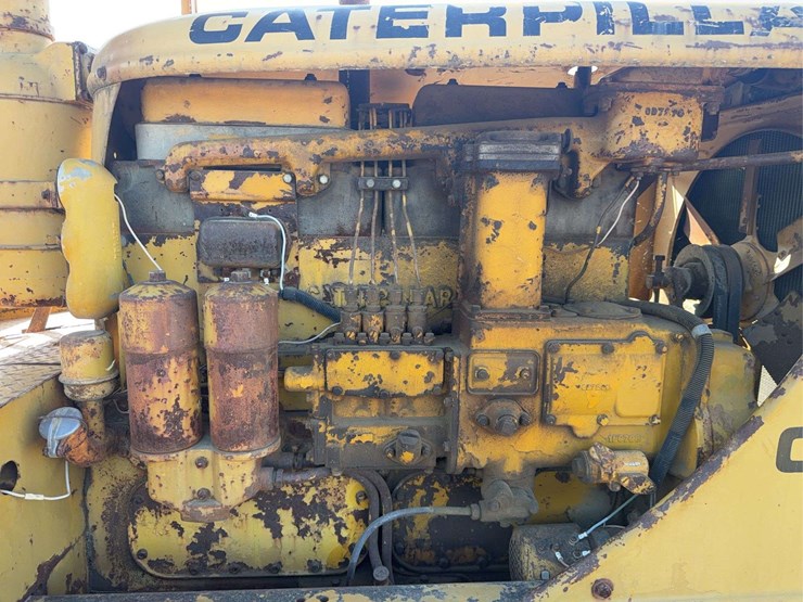 caterpillar-d7-image-30