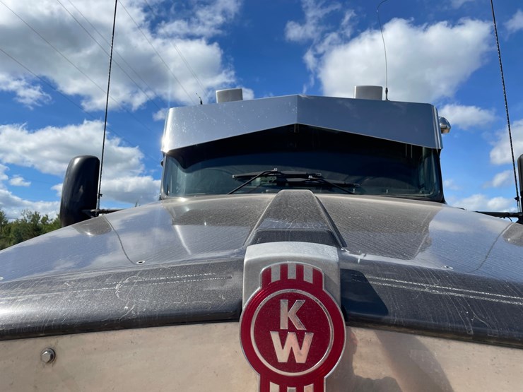 2005-kenworth-t800-image-63