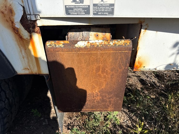 2012-altec-am55-image-35