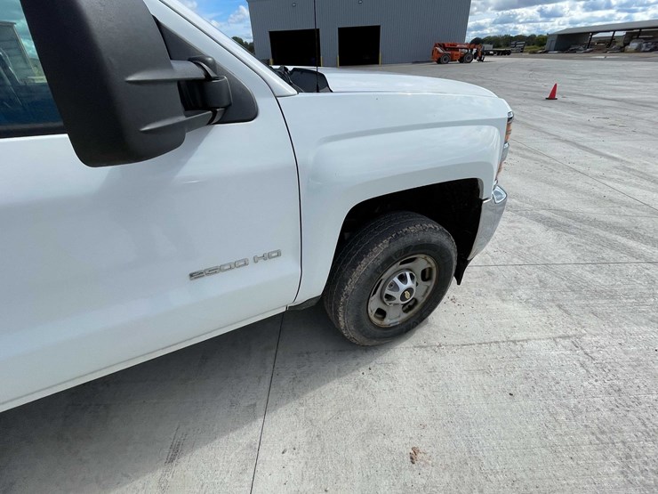2016-chevrolet-2500-image-55