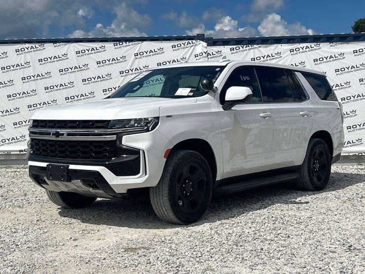2023-chevrolet-tahoe-image-1