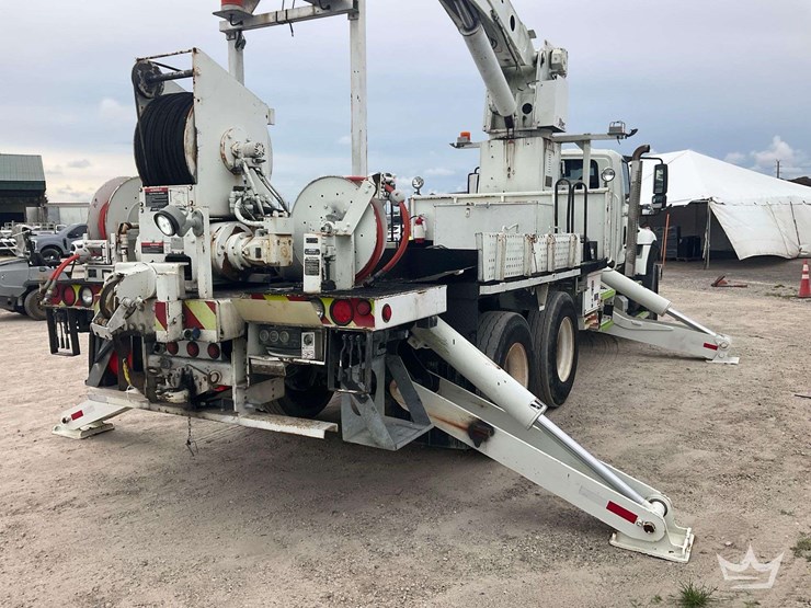 2011-international-workstar-7400-image-3