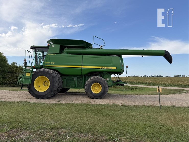 2011-john-deere-9770-sts-image-8