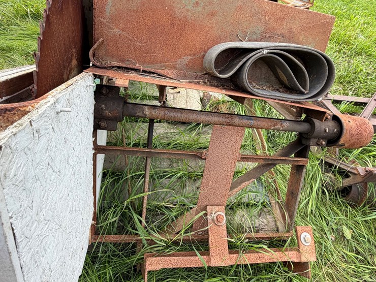 #4022-•-table-buzz-saw-image-3