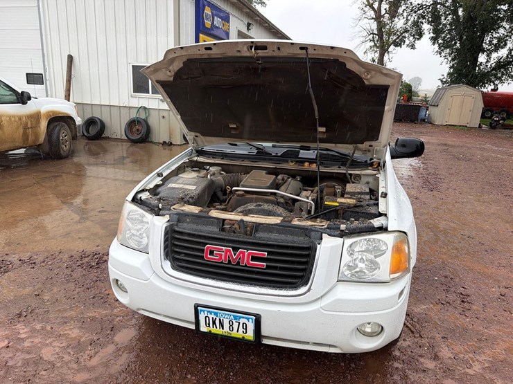 2005-gmc-envoy-image-42