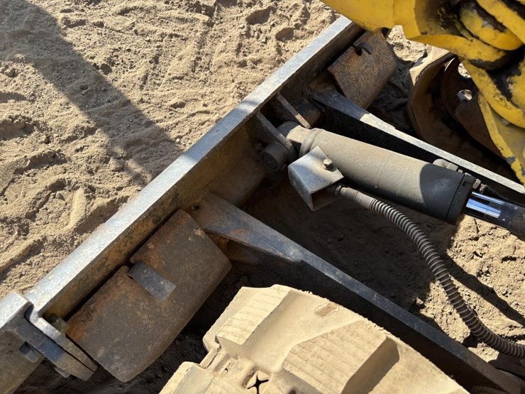 kobelco-sk015-image-10