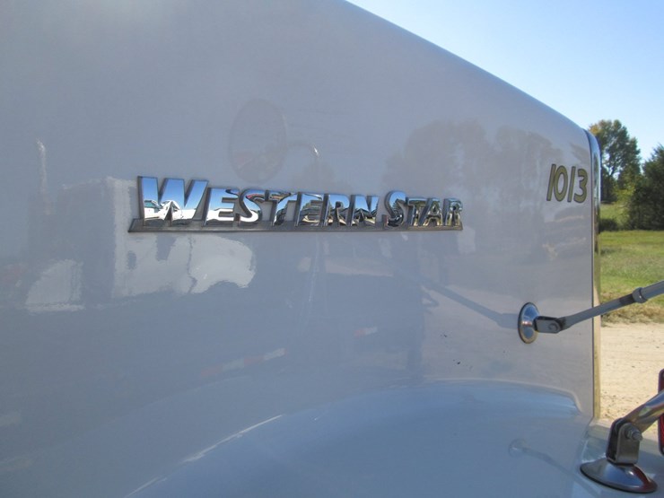 2020-western-star-4900-image-20