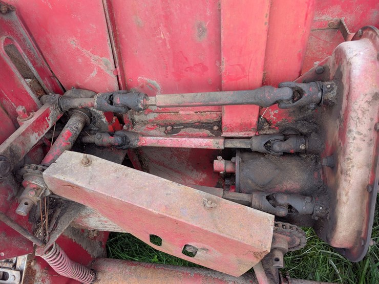 #4050-•-gehl-forage-harvester-image-10