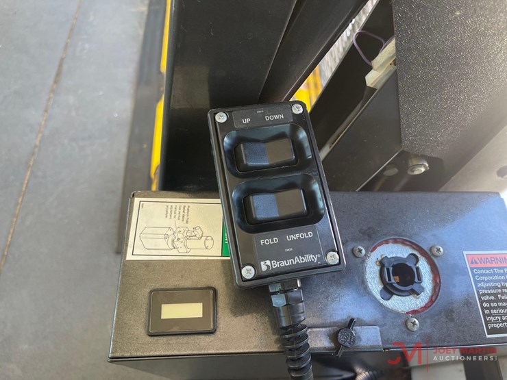 ford-e450-image-24
