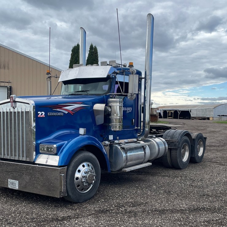 2007 KENWORTH W900