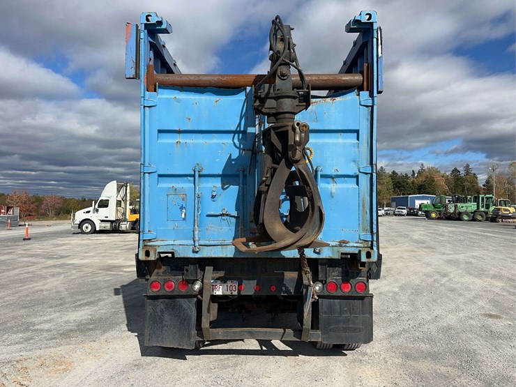 2003-freightliner-columbia-120-image-6