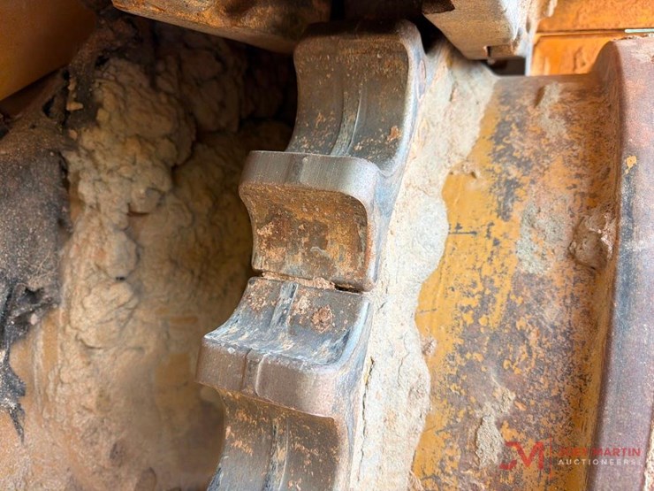 caterpillar-d6h-image-31