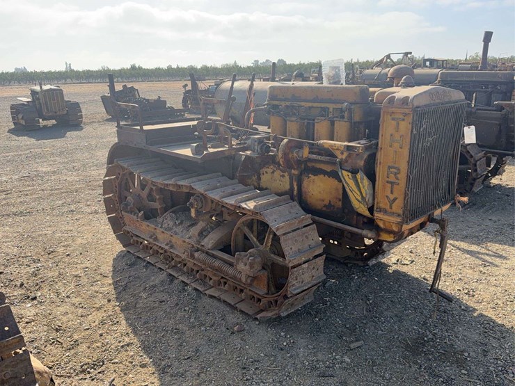 caterpillar-thirty-image-7