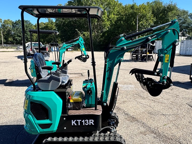2026-unused-kt13r-mini-excavator-image-6