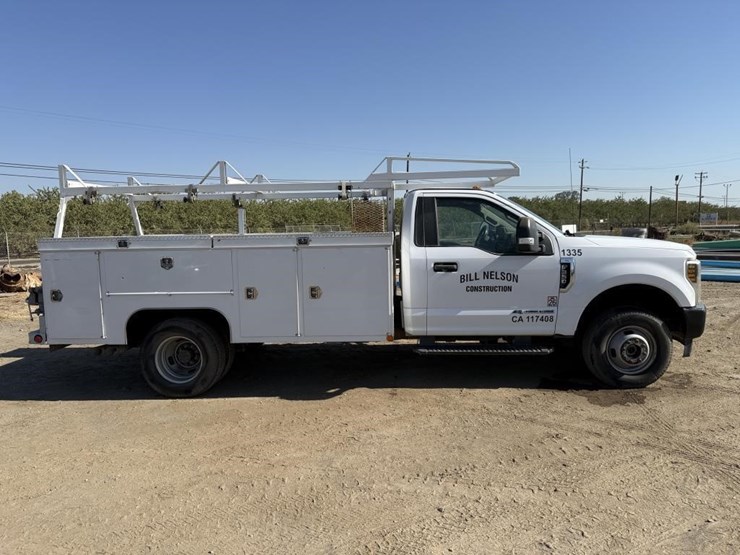 2019-ford-f450-image-6